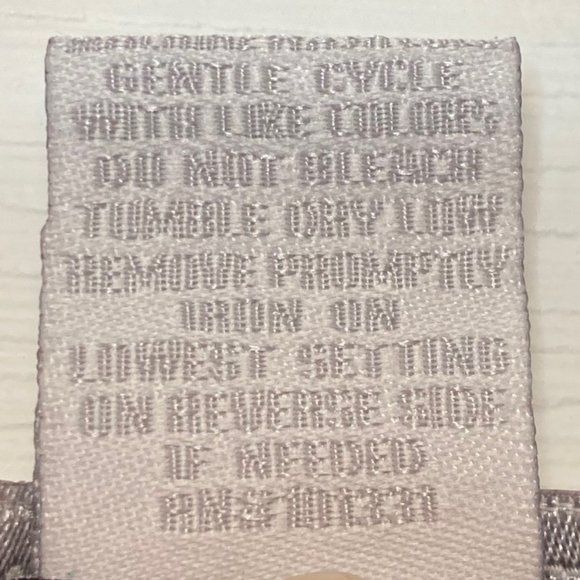 Charlotte Russe Deep Plum Blouse w/Ruched Sides & Gathered Bust L - Picture 6 of 8